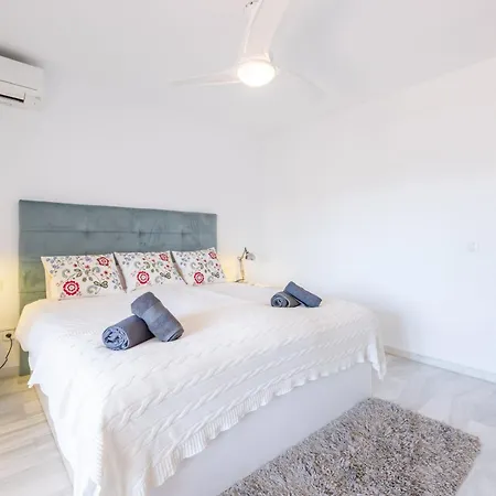 Semesterbostad Casa Jardines Del Sol 6 Marbella